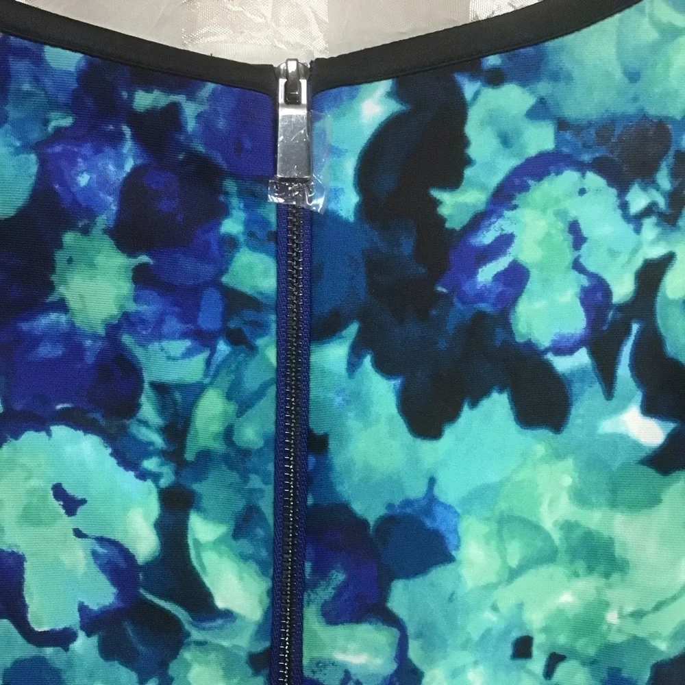 Vince Camuto Blue Green Black Floral Print Sleeveless Fit & Flare Dress, Size 10 - Picture 6 of 12